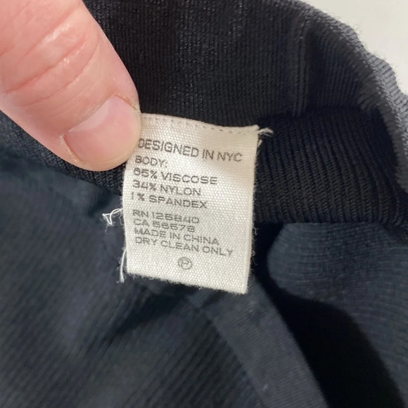 Intermix Leggings Womens Size Small Black Casual Stretch‎ Ankle Zip High Waisted - Picture 7 of 11